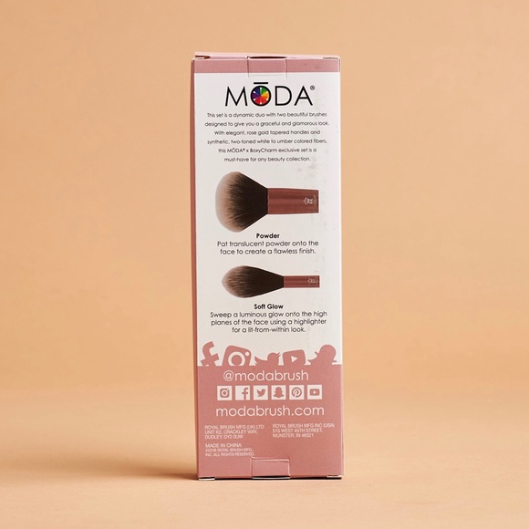 Moda Studio Powder + Soft Glow 2-Piece Brush Set - Picture 7 of 7